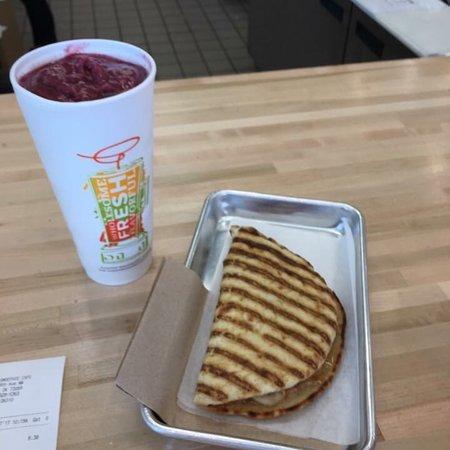 Tropical Smoothie Cafe