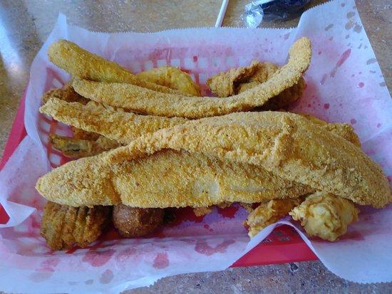 Sam's Southern Eatery