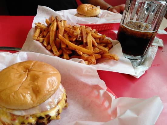 Ron's Hamburger And Chili